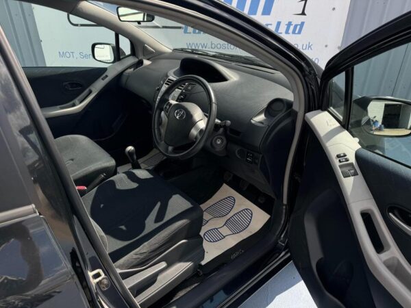 Toyota, Yaris 2008(08) 1.3 VVT-i TR 5dr-GU08BXC - Image 10