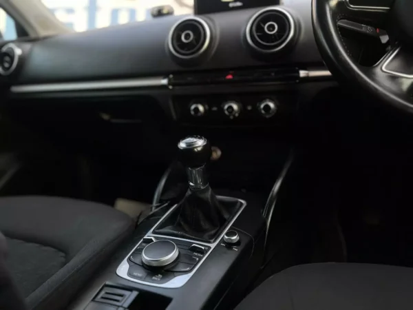Audi, A3 2016 (65) - 1.6 TDI Ultra 110 SE 5dr-EN65ZHD - Image 16