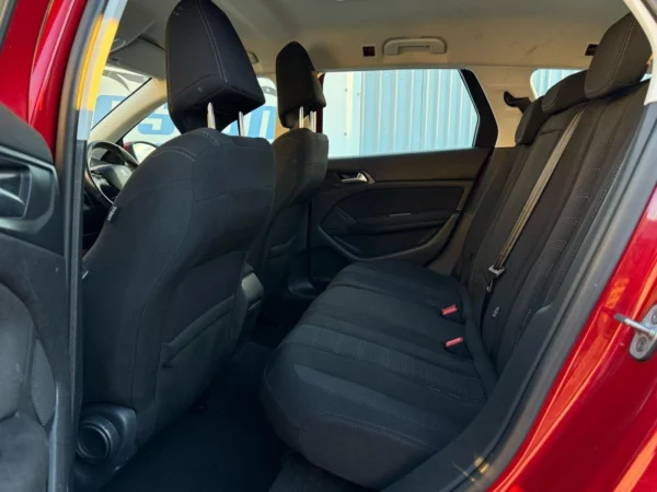 Peugeot, 308 2015 (64) - 1.6 HDi 115 Allure 5dr-EN64FBF - Image 20