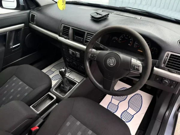 Vauxhall, Vectra 2008 (08) - 1.8i VVT Life 5dr-AN08BGY - Image 12