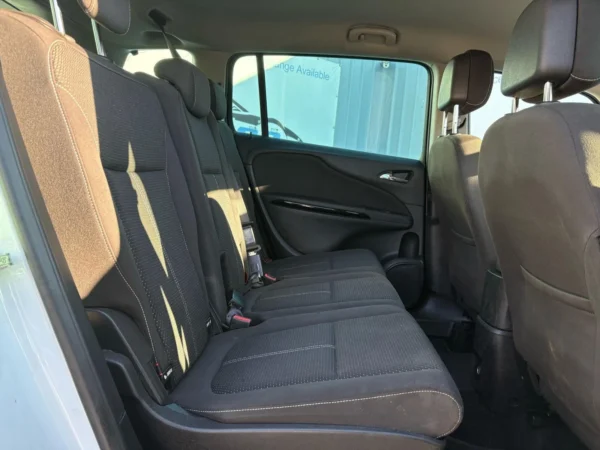 Vauxhall, Zafira 2015 (65) - 1.6 CDTi ecoFLEX SRi 5dr-YG65XXR - Image 18