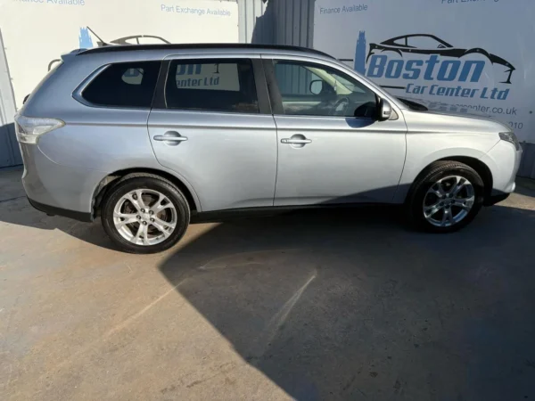 Mitsubishi, Outlander 2013 (13) - 2.2 DI-D GX4 5dr-RX13VEO - Image 5