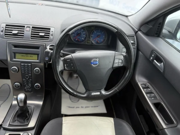Volvo, V50 2011 (11) - D2 [115] R DESIGN 5dr-YC11KBP - Image 13