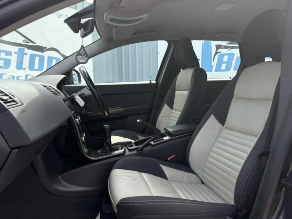 Volvo, V50 2011 (11) - D2 [115] R DESIGN 5dr-YC11KBP - Image 16