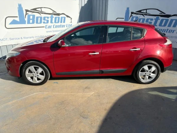 Renault, Megane 2011 (11) - 1.5 dCi 110 Dynamique TomTom 5dr-PJ11EFX - Image 5