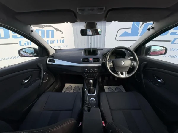 Renault, Megane 2011 (11) - 1.5 dCi 110 Dynamique TomTom 5dr-PJ11EFX - Image 9