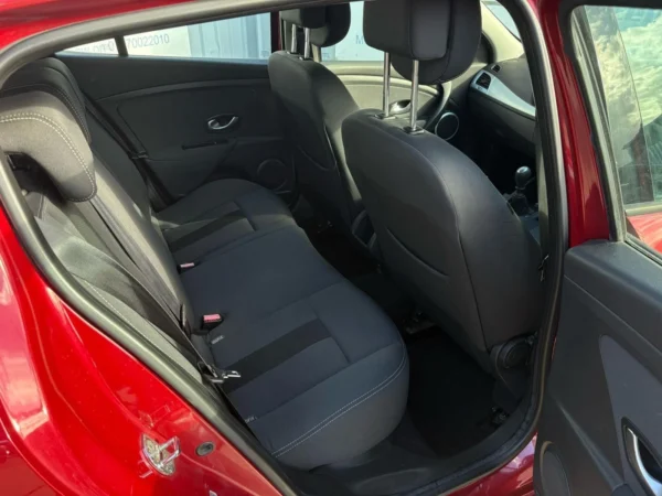 Renault, Megane 2011 (11) - 1.5 dCi 110 Dynamique TomTom 5dr-PJ11EFX - Image 15