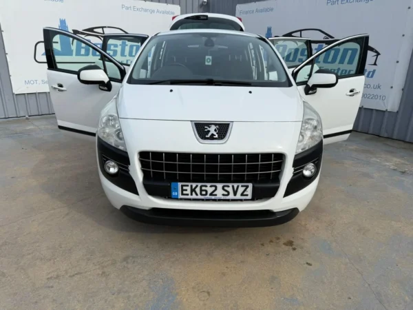 Peugeot, 3008 2012 (62) - 1.6 HDi 112 SR 5dr-EK62SVZ - Image 4