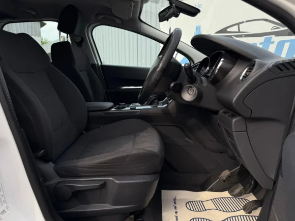 Peugeot, 3008 2012 (62) - 1.6 HDi 112 SR 5dr-EK62SVZ - Image 9