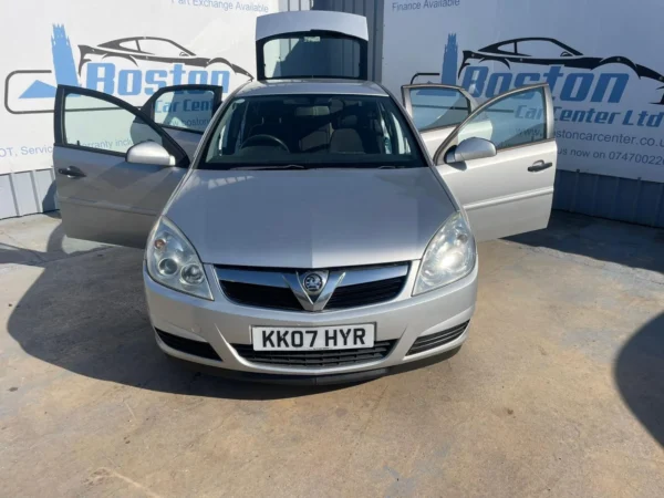 Vauxhall, Vectra 2007 (07) - 1.8i VVT Life 5dr-KK07HYR - Image 4