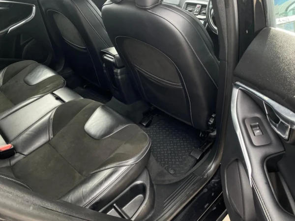Volvo, V40 2016 (16) - D2 [120] R DESIGN 5dr-YM16FGC - Image 21