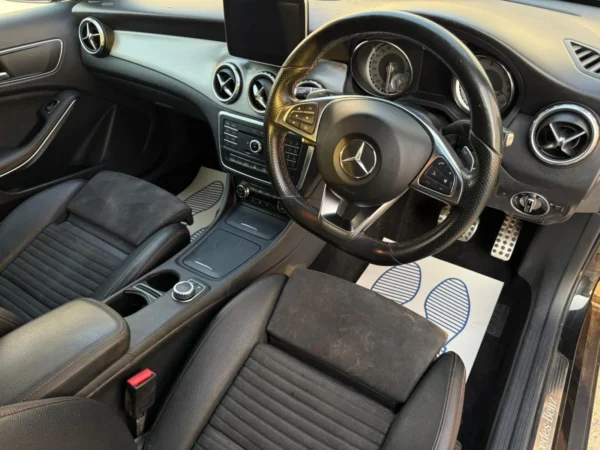 Mercedes-Benz, GLA 2015 (65) - GLA 200d AMG Line 5dr Auto-LR65LYH - Image 10