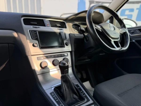 Volkswagen, Golf 2016 (16) - 1.6 TDI 110 Match Edition 5dr-HJ16CHF - Image 13